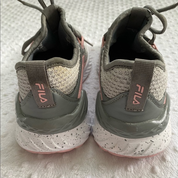 Fila Running Shoes (size 8) - Picture 12 of 12